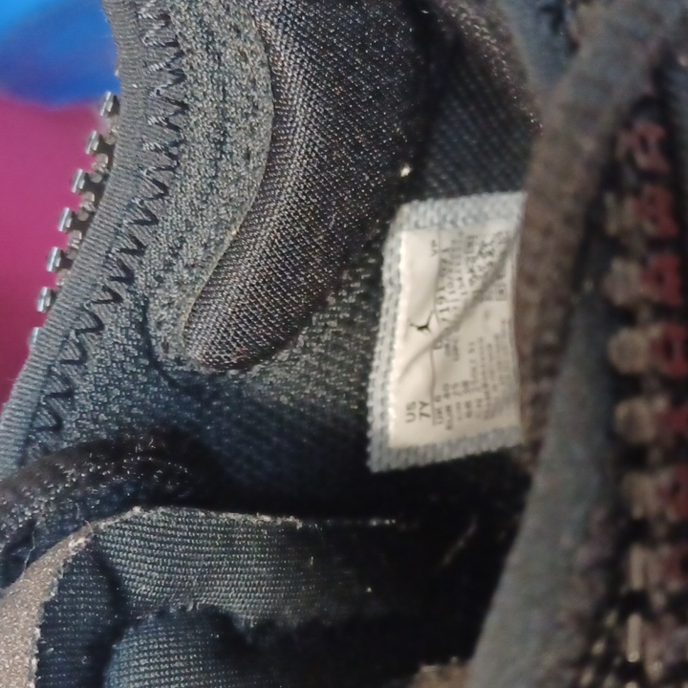 JORDAN Shoes Black and White Athletic Sneakers with Gold Accents - Picture 8 of 9